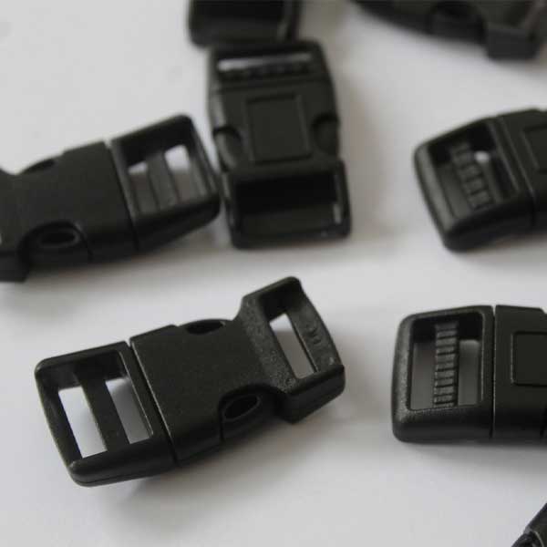 Strong & Flexible Buckles 15mm Curved Side Release