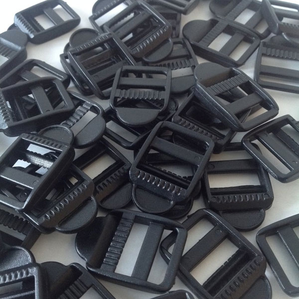 20mm corrosion-Resistant Plastic Ladderlock Black Buckles